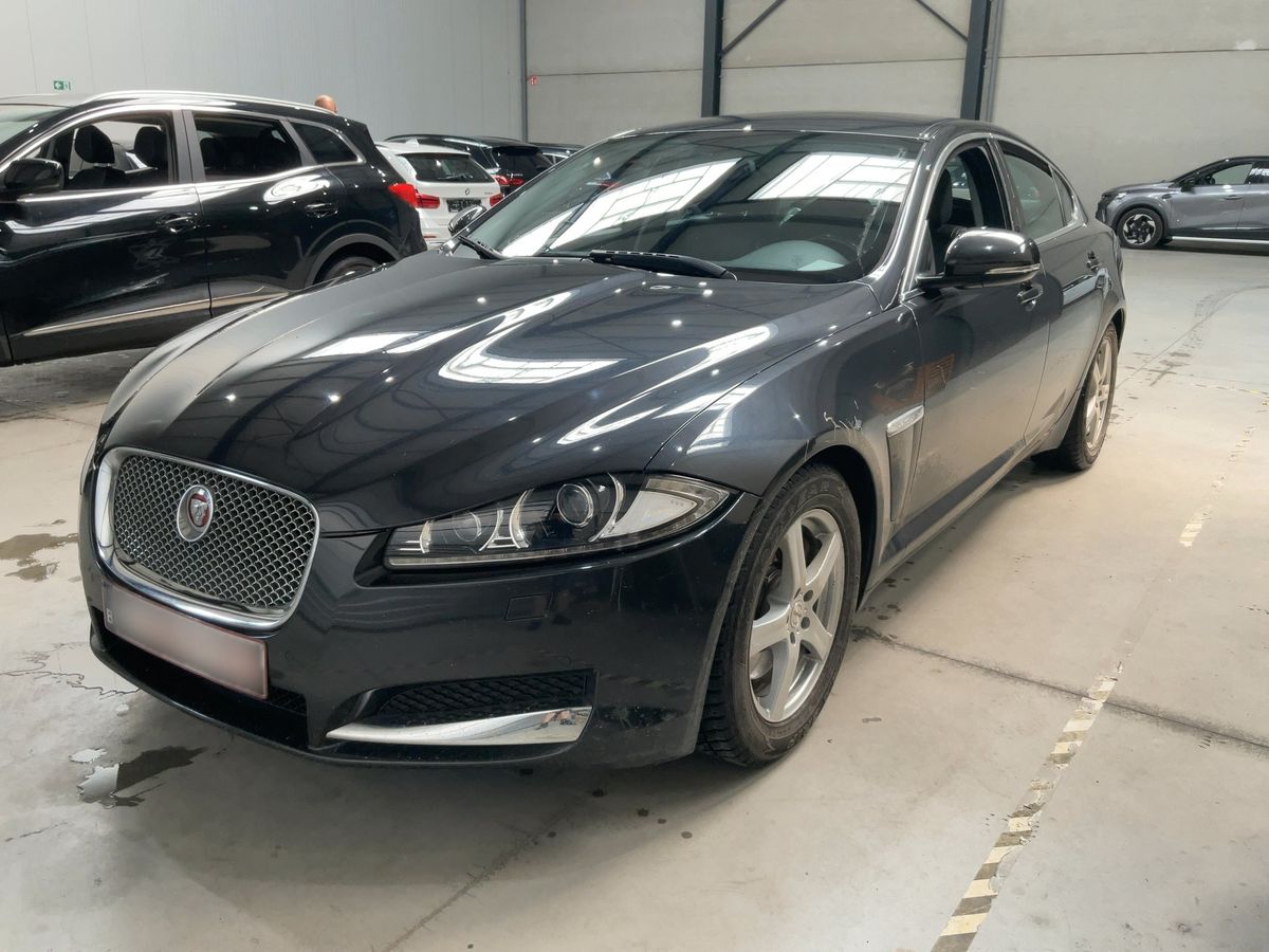 Jaguar XF 2015