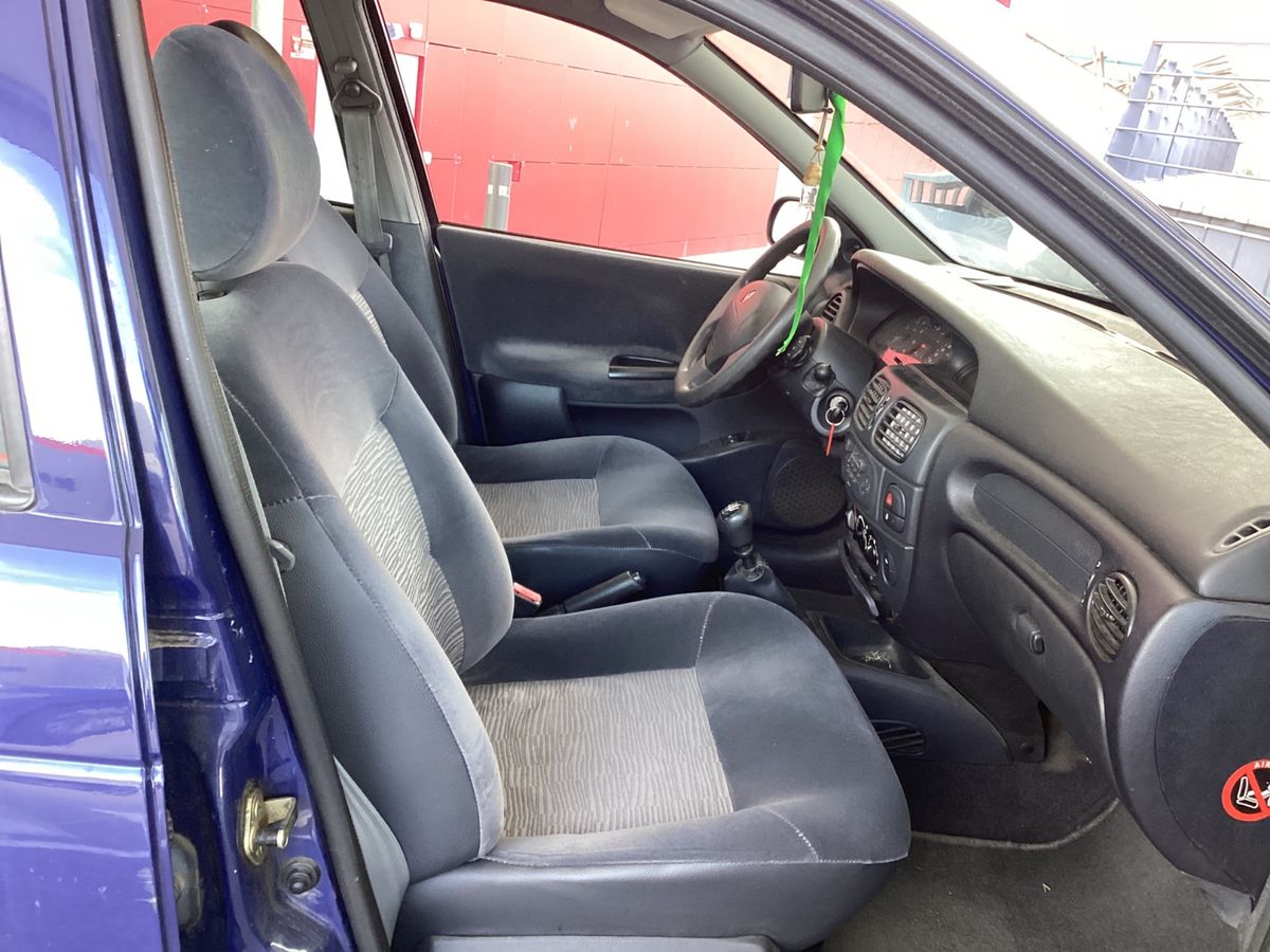 Renault Megane 2002 — photo 4