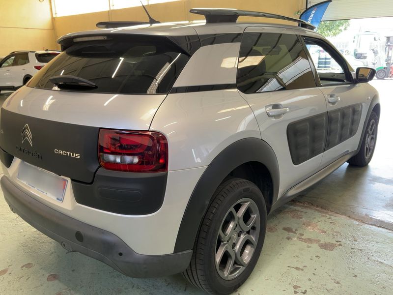 Citroen C4 Cactus 1.2 e-THP Shine — zdjęcie 6