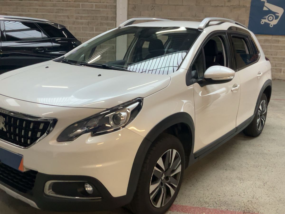 Peugeot 2008 1.2 PureTech Allure