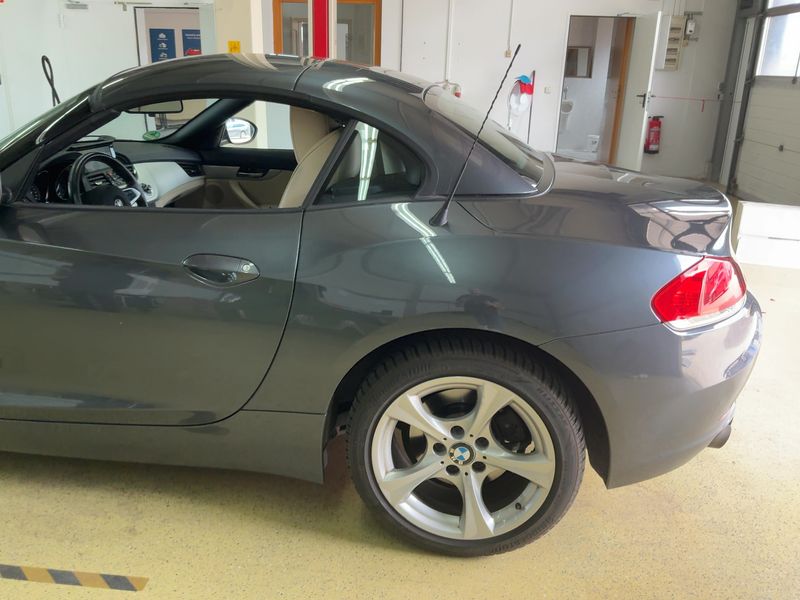 BMW Z4 sDrive 20i — zdjęcie 3
