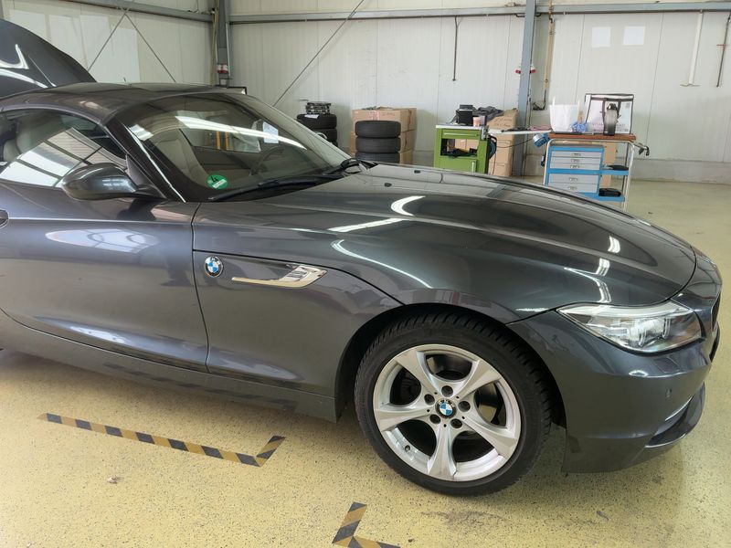 BMW Z4 sDrive 20i — zdjęcie 8