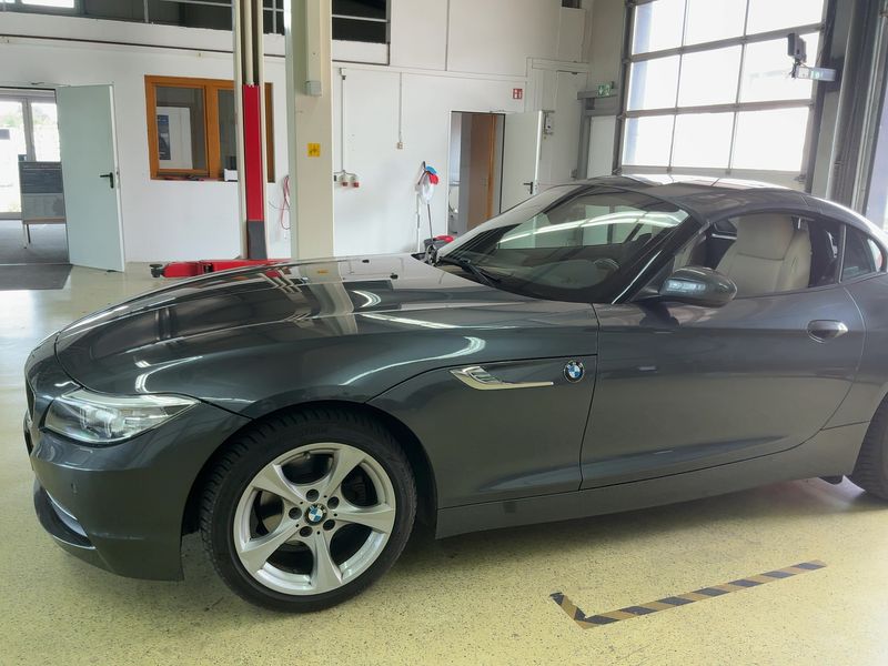 BMW Z4 sDrive 20i — zdjęcie 2