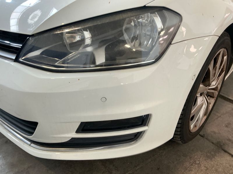 Volkswagen Golf VII 1.6 TDI Highline BlueMotion Tech 2014 – снимка 33