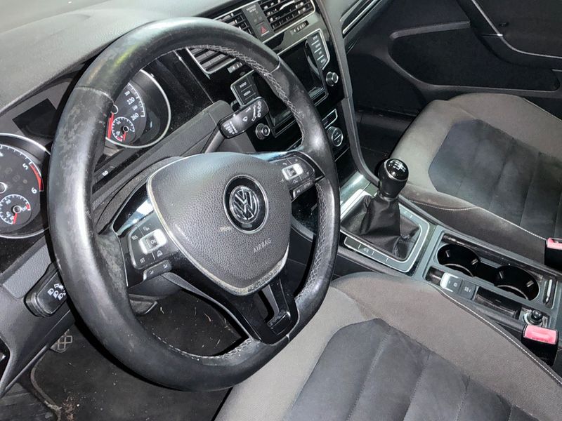 Volkswagen Golf VII 1.6 TDI Highline BlueMotion Tech 2014 – снимка 24