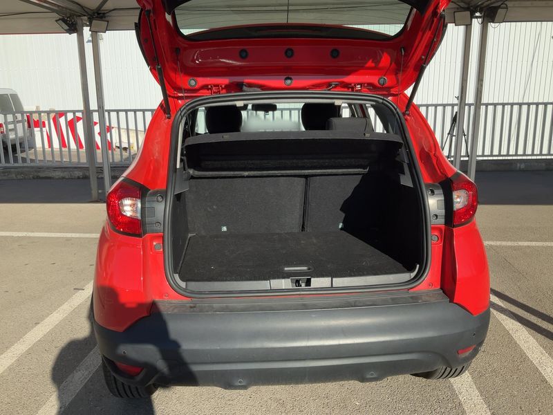 Renault Captur 1.5 dCi Intens 2014 – снимка 15