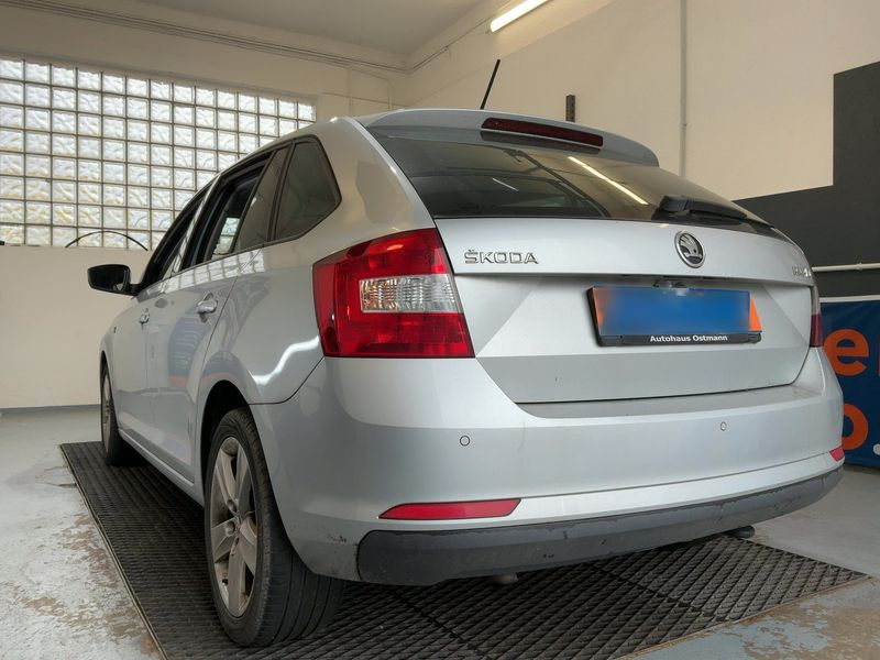 Skoda Rapid Spaceback 1.6 TDI Drive — zdjęcie 3