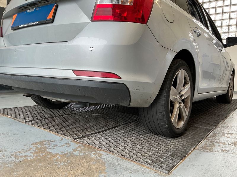 Skoda Rapid Spaceback 1.6 TDI Drive 2015 – снимка 52