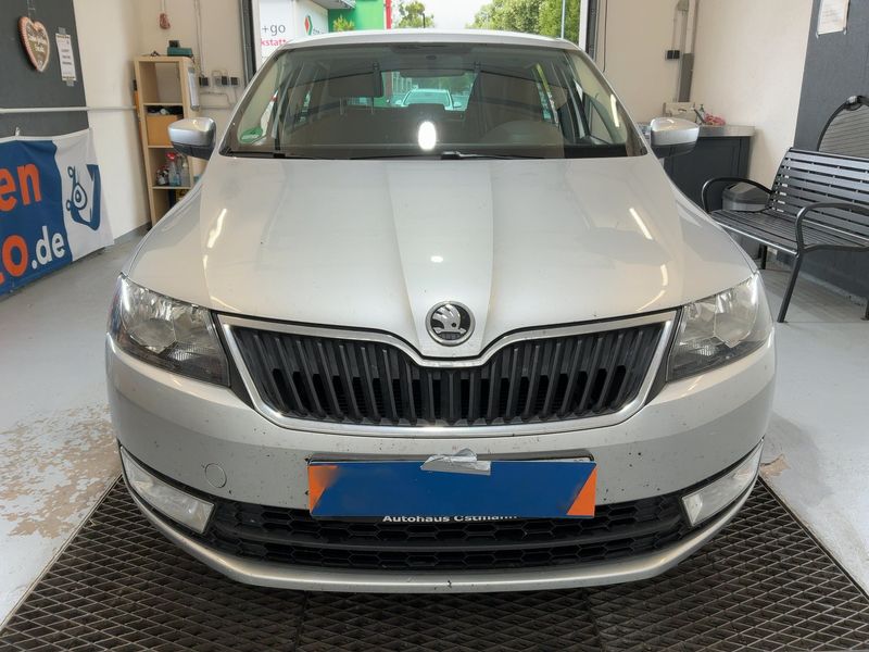 Skoda Rapid Spaceback 1.6 TDI Drive — zdjęcie 9