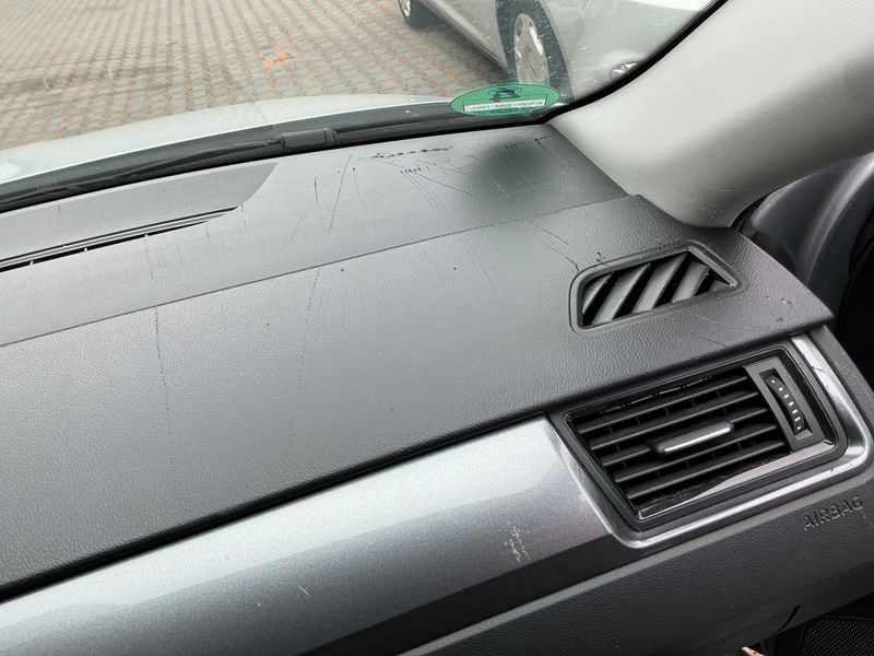Skoda Rapid Spaceback 1.6 TDI Drive 2015 – снимка 38