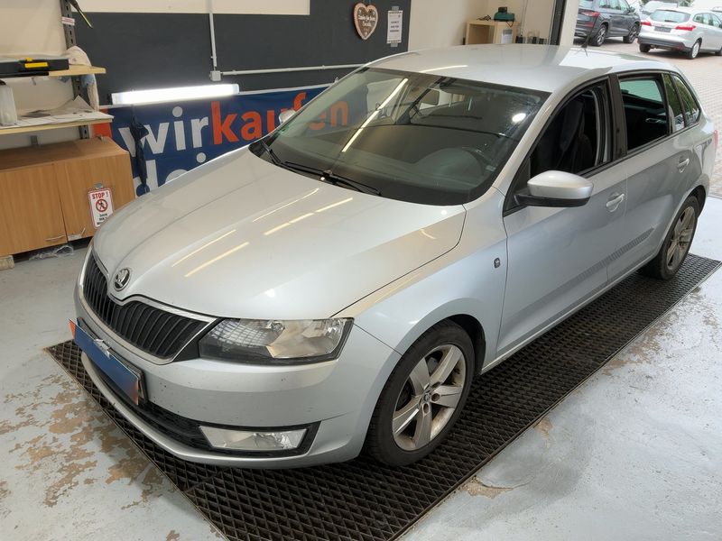 Skoda Rapid Spaceback 1.6 TDI Drive