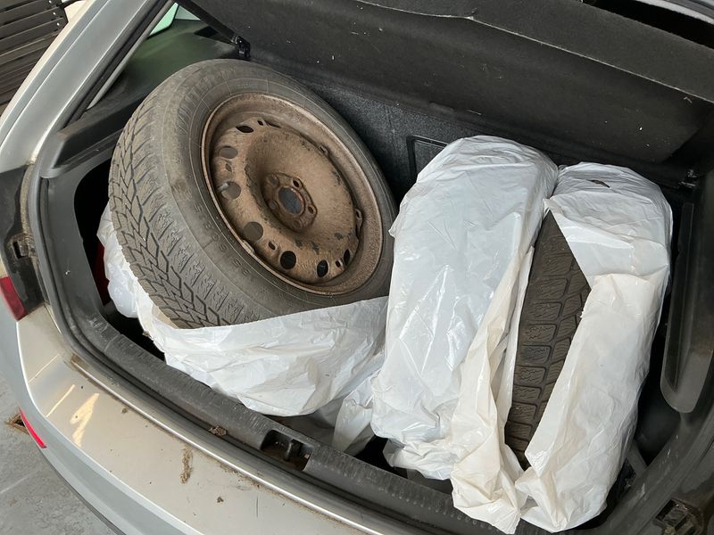 Skoda Rapid Spaceback 1.6 TDI Drive 2015 – снимка 15