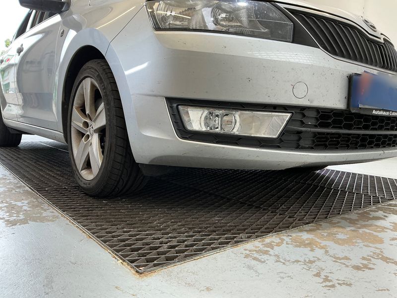 Skoda Rapid Spaceback 1.6 TDI Drive 2015 – снимка 57