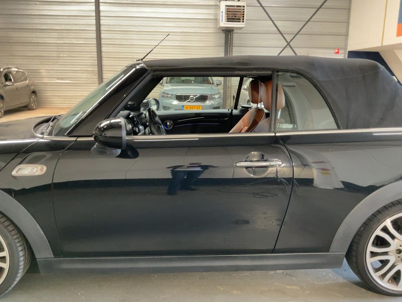 MINI Cabrio Cooper S — zdjęcie 4