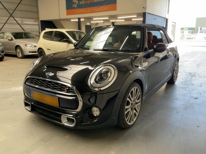 MINI Cabrio Cooper S