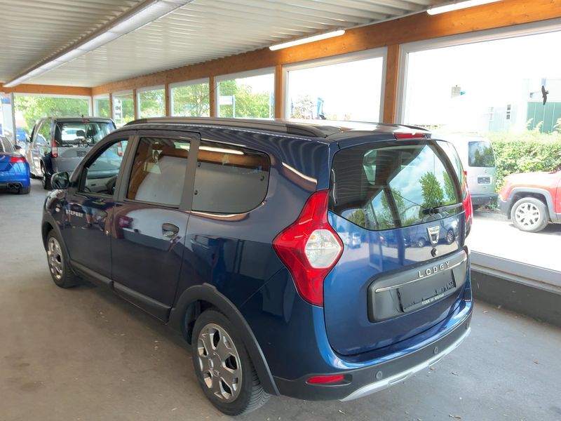 Dacia Lodgy 1.2 TCe Stepway — zdjęcie 3
