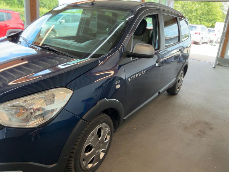 Dacia Lodgy 1.2 TCe Stepway — zdjęcie 2