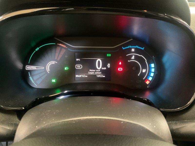 Dacia Spring electric drive 33 kW Comfort Plus — zdjęcie 13