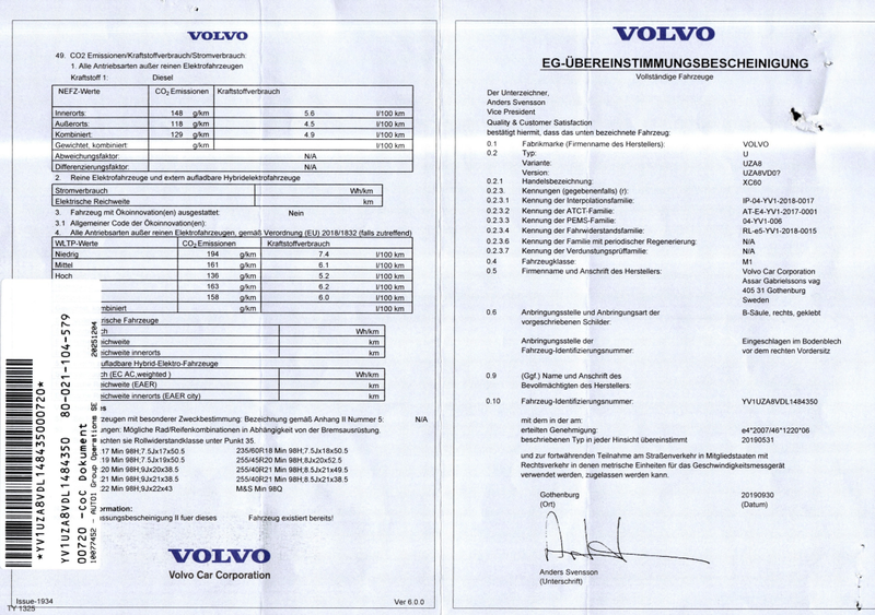 Volvo XC60 2.0 D4 R-Design 2WD — zdjęcie 16