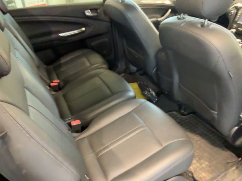 Ford S-Max 2.2 TDCi Titanium 2014 – снимка 20