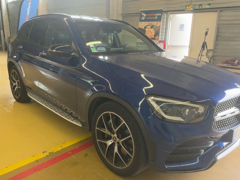 Mercedes-Benz GLC-Klasse GLC 300 d 4Matic AMG Line — zdjęcie 8