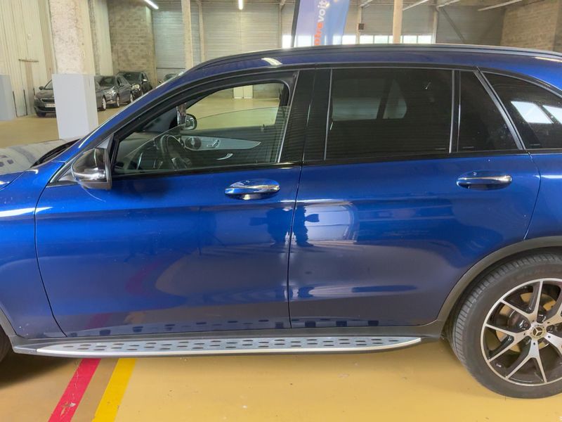 Mercedes-Benz GLC-Klasse GLC 300 d 4Matic AMG Line — zdjęcie 4