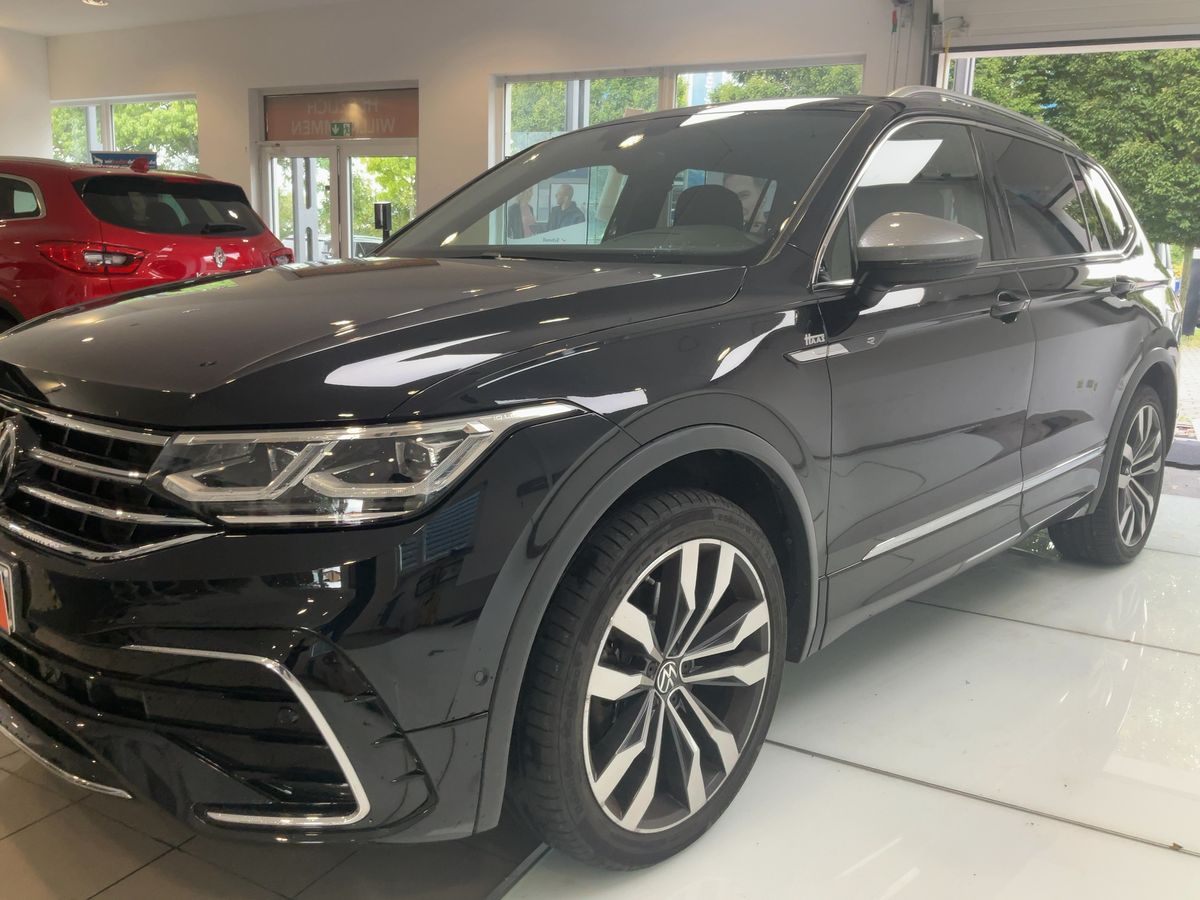 Volkswagen Tiguan Allspace 2.0 TDI R-Line 4Motion