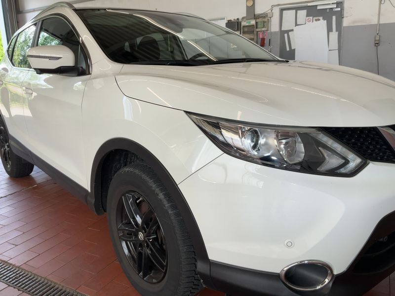 Nissan Qashqai 1.2 N-Connecta — zdjęcie 8