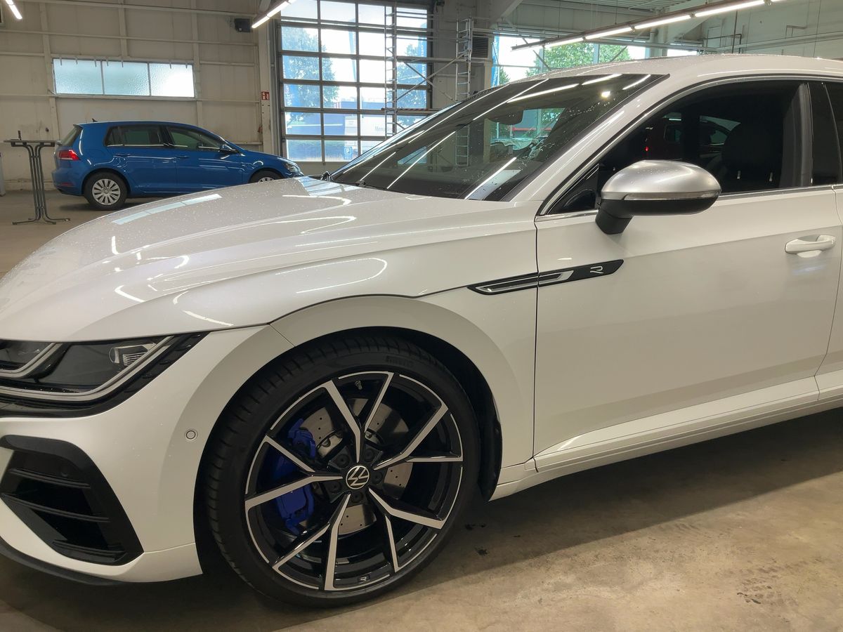 Volkswagen Arteon Shooting Brake 2.0 TSI R 4Motion