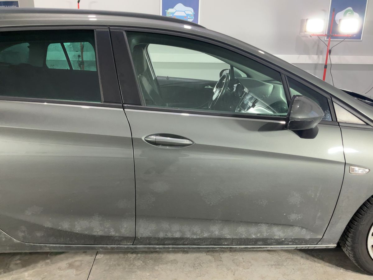 Opel Astra 2018 — photo 10