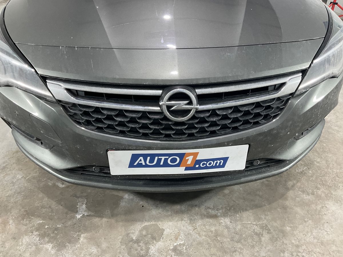 Opel Astra 2018 — photo 54