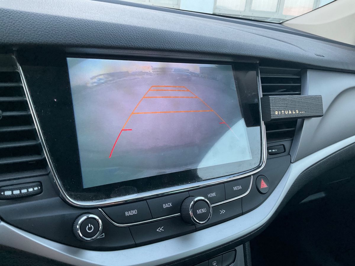 Opel Astra 2018 — photo 60