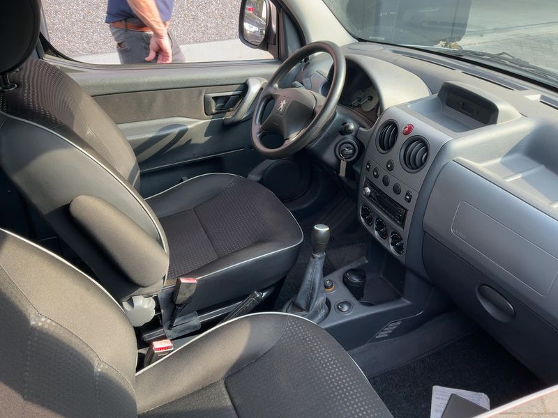 Peugeot Partner 1.4 Filou 2008 – снимка 16