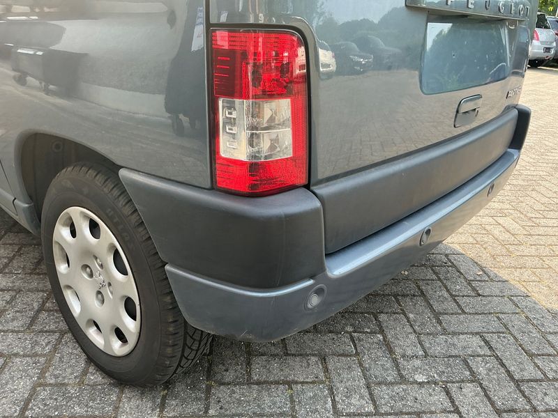 Peugeot Partner 1.4 Filou 2008 – снимка 36