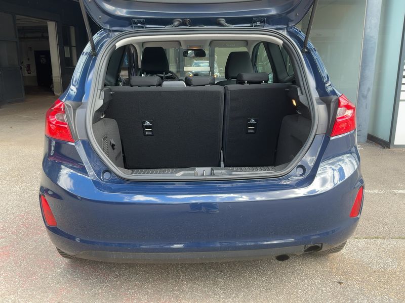Ford Fiesta 1.1 Trend — zdjęcie 10