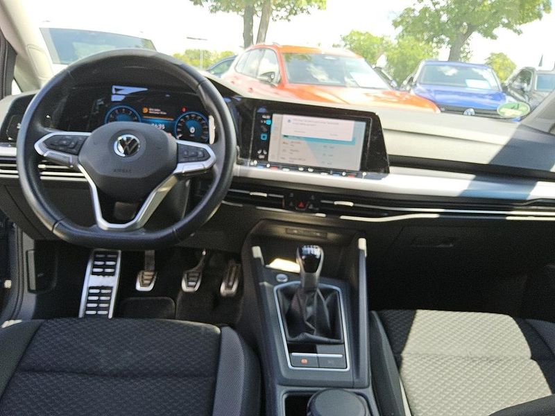 Volkswagen Golf VIII 1.5 TSI ACT Active — zdjęcie 9