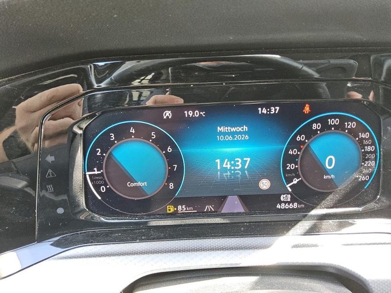 Volkswagen Golf VIII 1.5 TSI ACT Active — zdjęcie 10