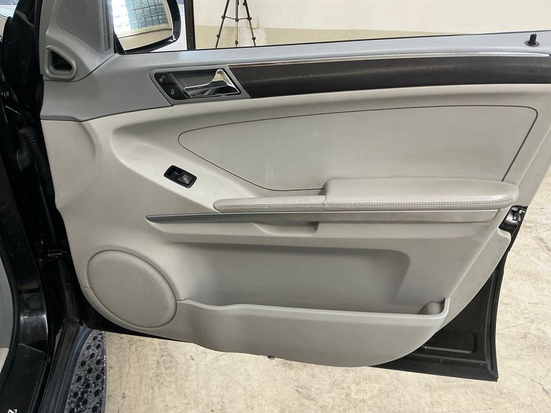 Mercedes-Benz M-Klasse ML 320 CDI 2006 – снимка 29