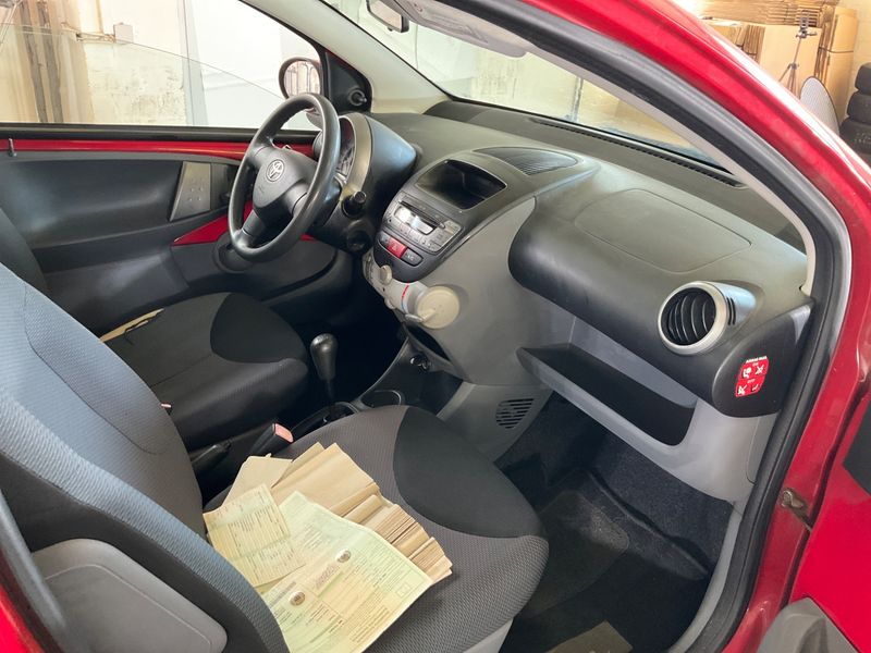 Toyota Aygo 1.0 City — zdjęcie 3