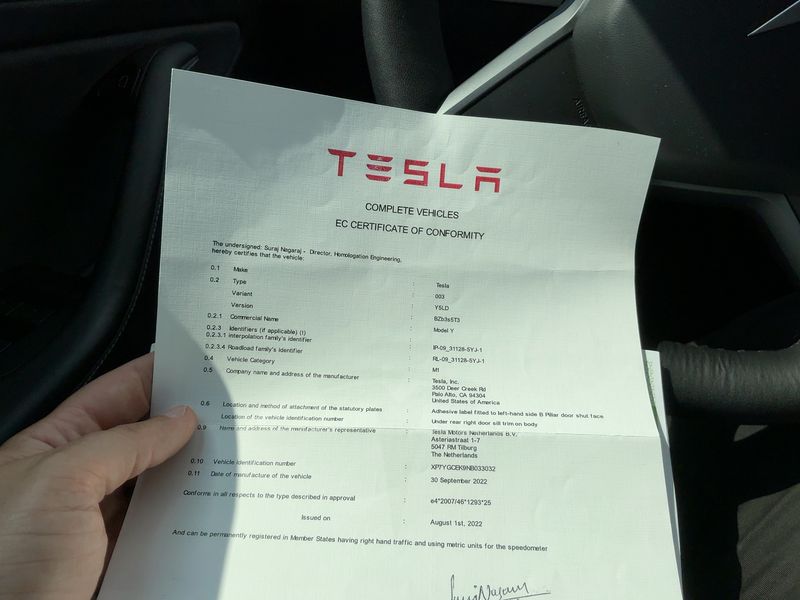 Tesla Model Y Max Range Dual AWD AWD — zdjęcie 16