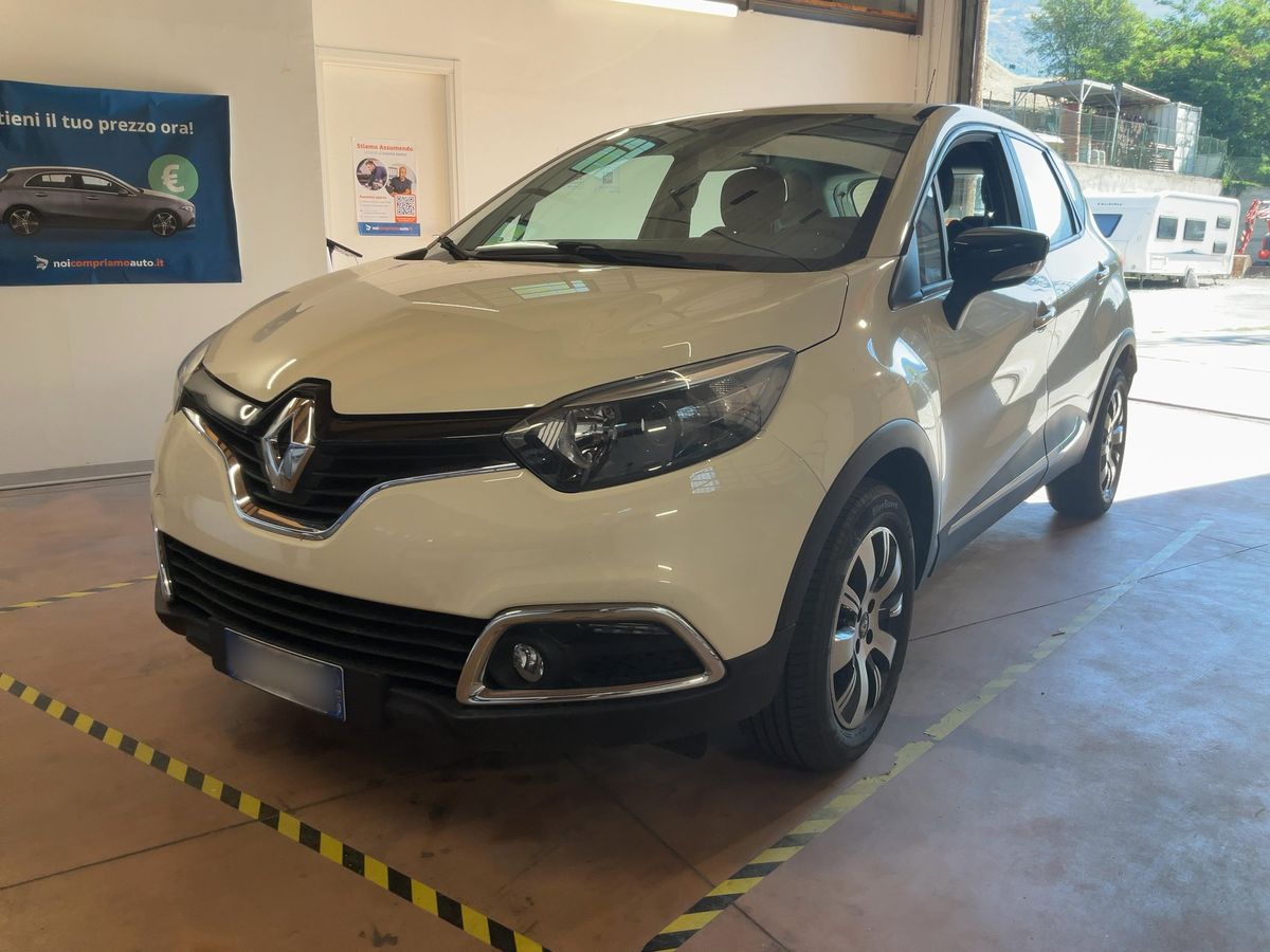 Renault Captur 2015 — photo 1
