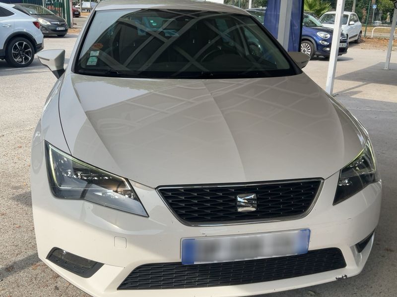Seat Leon 2.0 TDI I-Tech — zdjęcie 9