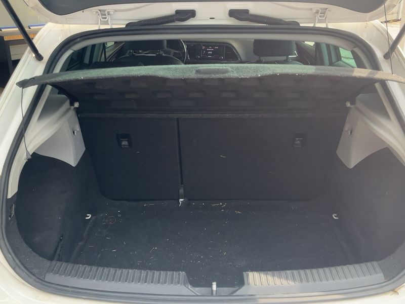 Seat Leon 2.0 TDI I-Tech — zdjęcie 10