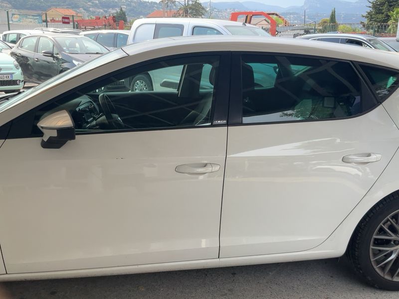 Seat Leon 2.0 TDI I-Tech — zdjęcie 4