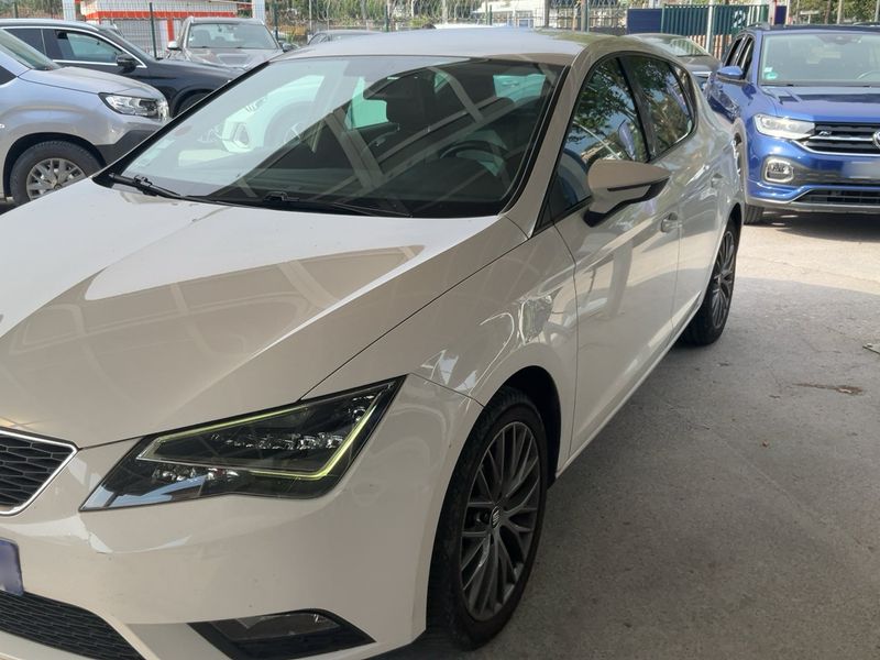 Seat Leon 2.0 TDI I-Tech — zdjęcie 2