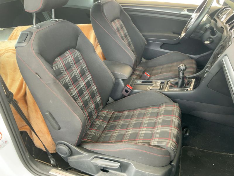 Volkswagen Golf VII 2.0 TSI GTI BlueMotion Tech — zdjęcie 11