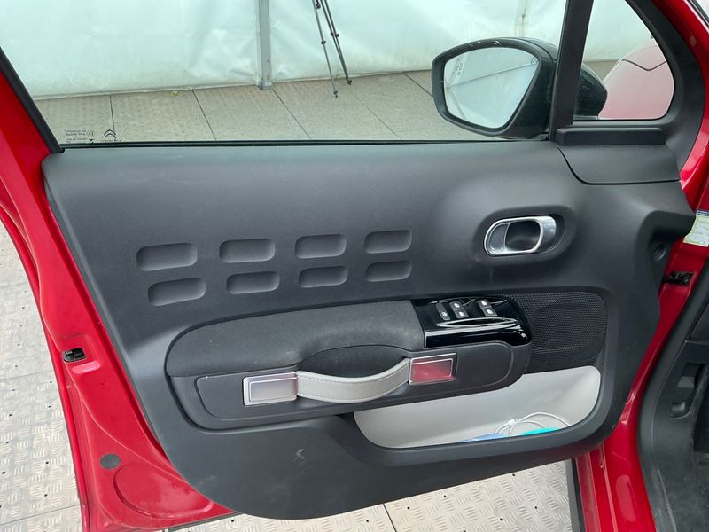 Citroen C3 1.5 Blue-HDi Shine 2019 – снимка 29