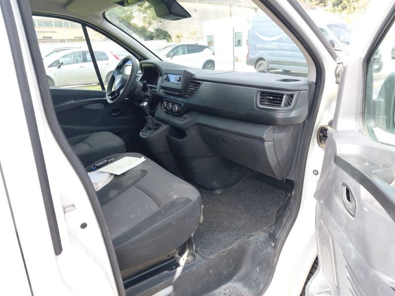 Renault Trafic 2.0 BLUE dCi L1H1 2,8t Komfort — zdjęcie 13