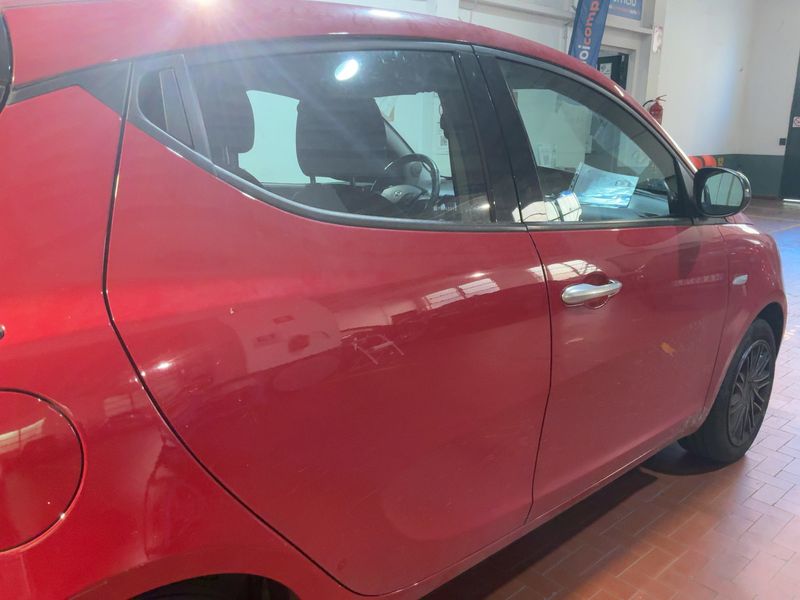 Lancia Ypsilon 1.2 LPG Gold — zdjęcie 7