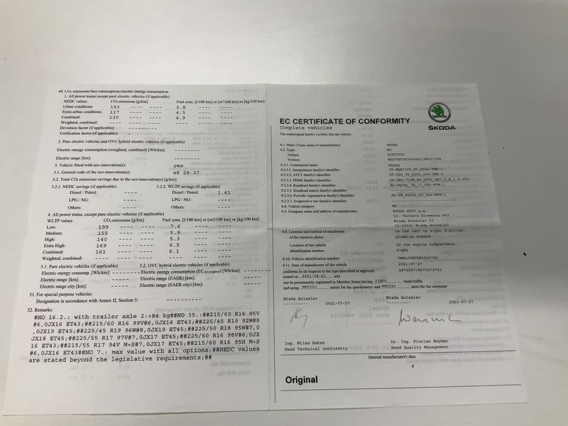 Skoda Karoq 2.0 TDI Sportline 4x4 — zdjęcie 16